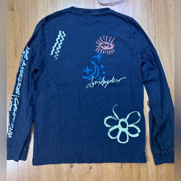 Hollister Graphic Long Sleeve Shirt - Picture 5 of 5
